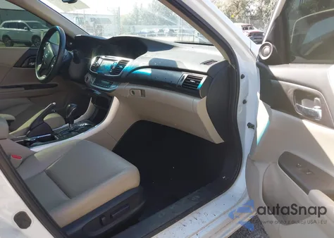 2013 Honda Accord Ex-L from USA, damaged, VIN 1HGCR2F84DA077774